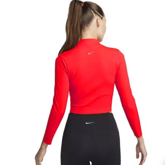 Nike Dri-FIT Luxe Long Sleeve Crop Top - Picture 3 of 5